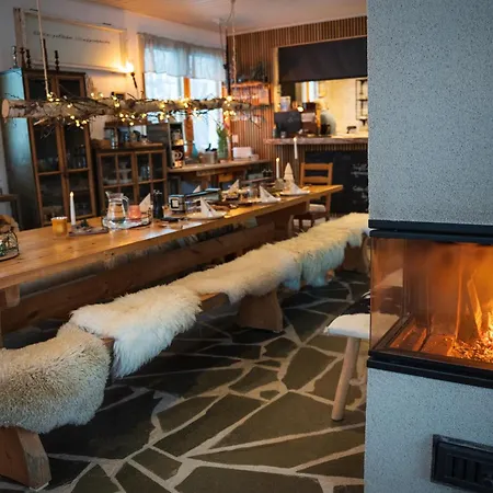 Jokimaja Boutiquehotel Hotelli Köngäs